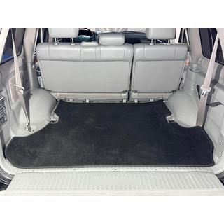 Tappetino bagagliaio tessile Premium 2 pz Nero (7 posti) Toyota Land Cruiser 100 1998-2007 foto 1