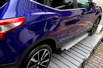 Nissan Qashqai 2014-2021 Pedane Laterali Tipo X5 (2 pz, Alluminio) foto 4