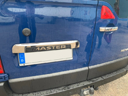 Renault Master 2011-2023 Modanatura in acciaio inox sopra la targa foto 1
