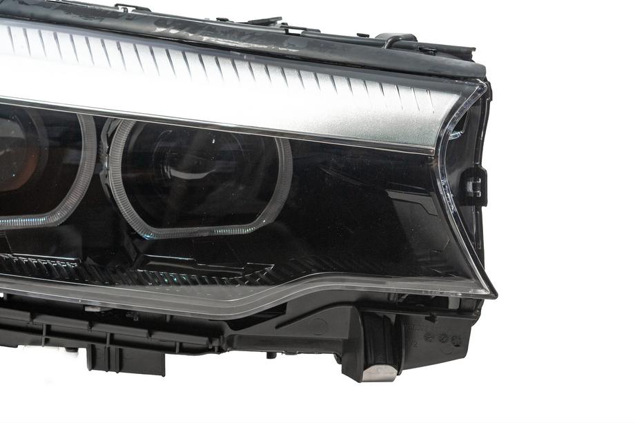 BMW Serie 5 G30/G31 2017–2023 Fari anteriori FullLed (per 2017-2020) Foto 6