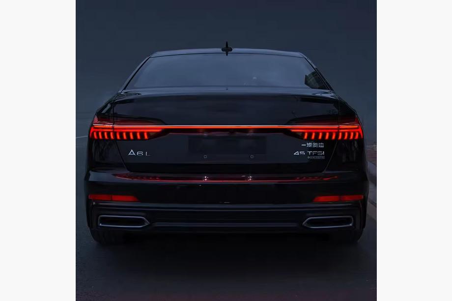 Audi A6 C8 2018–2025 Fanali posteriori LED per cofano bagagliaio Foto 1
