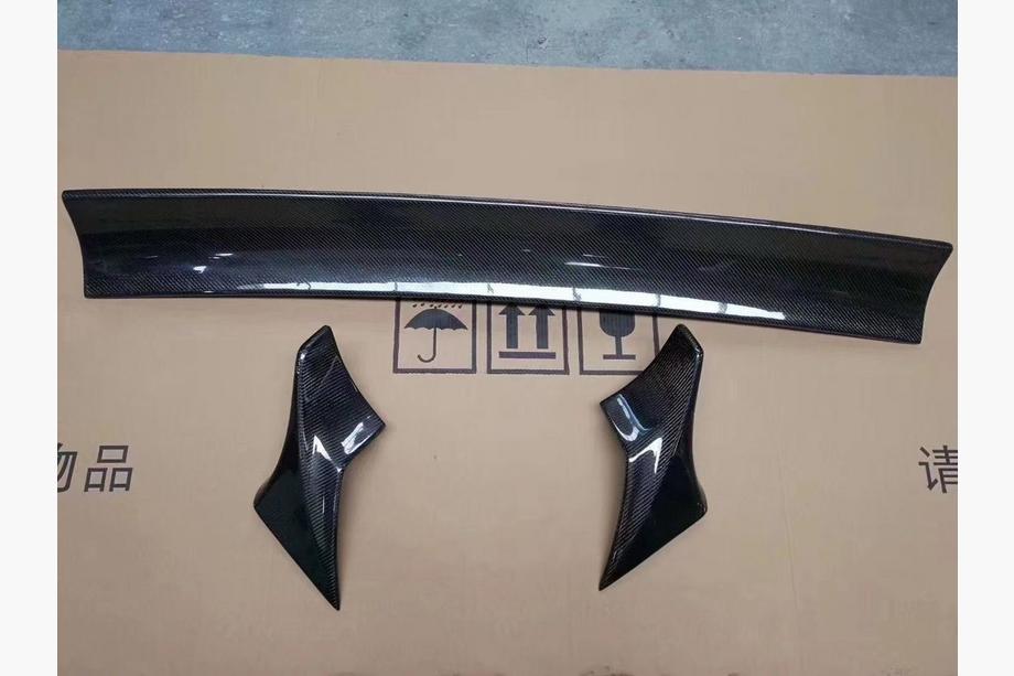 Dodge Challenger 2008-2023 Spoiler (Carbonio) Image