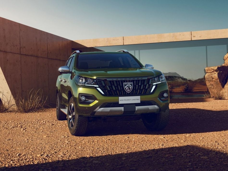 Peugeot Landtrek 2025: un pick-up potente ed elegante