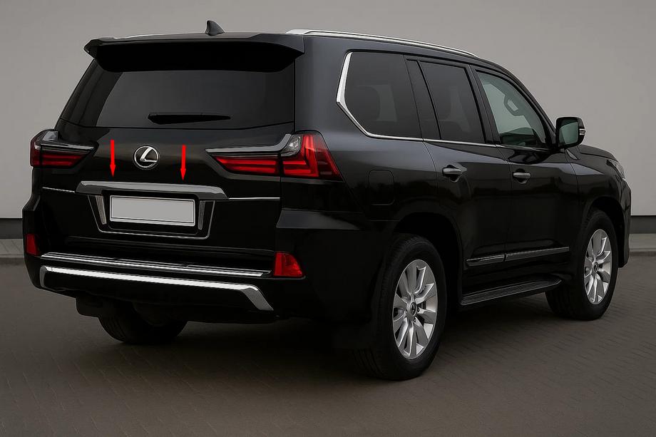 Lexus LX570/450d 2008-2022 Copertura bagagliaio sopra targa BlackEdition (per 2016+) Image