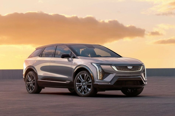 Cadillac Optiq: crossover elettrico compatto di lusso