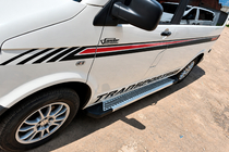Volkswagen T5 2010-2015 Pedane Laterali Line-Type (2 pz, Alluminio) Passo Corto foto 1