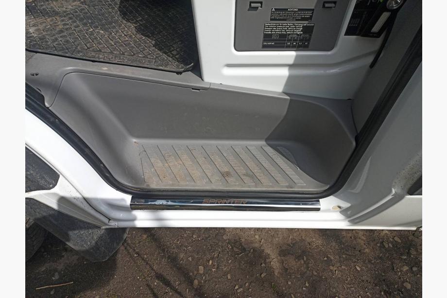 Mercedes Sprinter W906 2006–2018 Battitacco VIP-Style (2 pz, Acciaio Inox) Foto 4