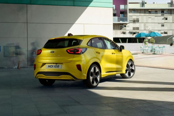 Ford Puma Gen-E: crossover elettrico compatto di nuova generazione Foto 3