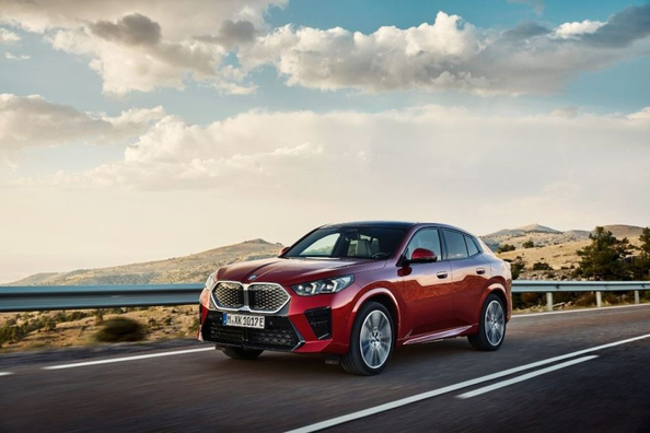 Recensione della BMW iX2 (U10): un crossover elettrico di nuova generazione Foto 2