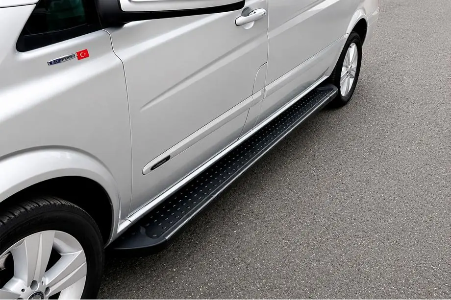 Mercedes Viano 2004-2014 Pedane Laterali Tipo X5 Nero (2 pz, Alluminio) Image