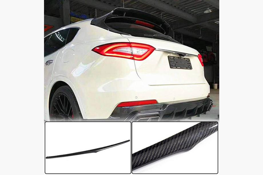 Maserati Levante 2016- Cover in carbonio sopra la targa Image