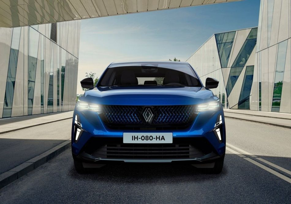 Recensione Renault Rafale 2024: cross-coupé elegante