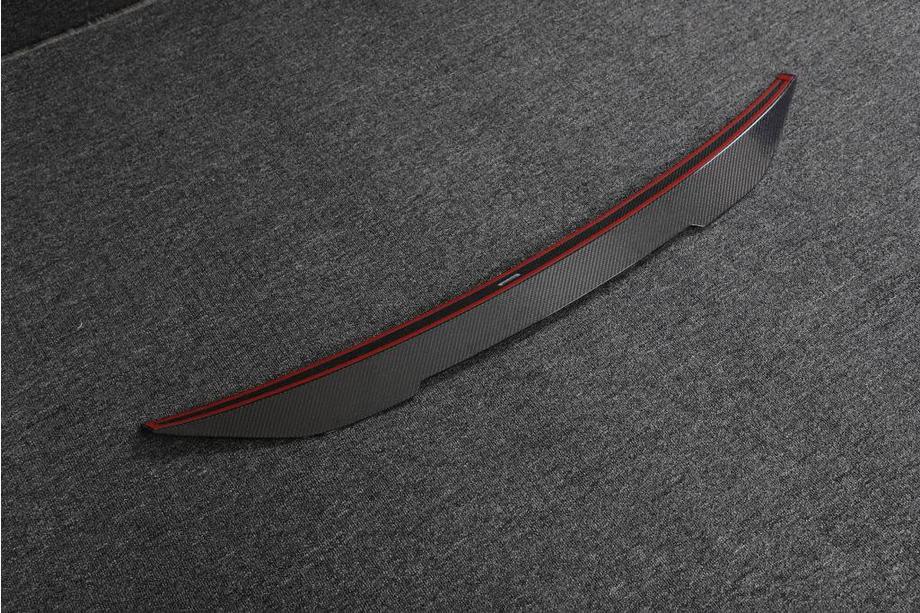 Kia Stinger 2017-2023 Spoiler V1 (Carbonio) Foto 10