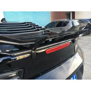Spoiler V3 (Carbonio) Chevrolet Camaro 2015- foto 3