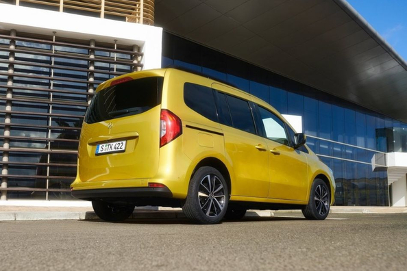 Recensione della Mercedes-Benz Classe T: specifiche tecniche Foto 4
