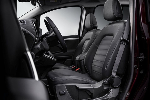 Recensione della Mercedes-Benz Classe T: specifiche tecniche Foto 6