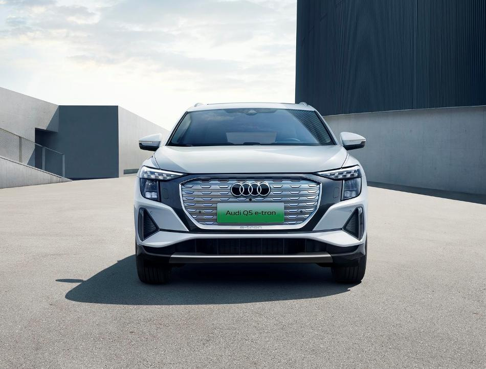 Audi Q5 e-tron: recensione del crossover elettrico