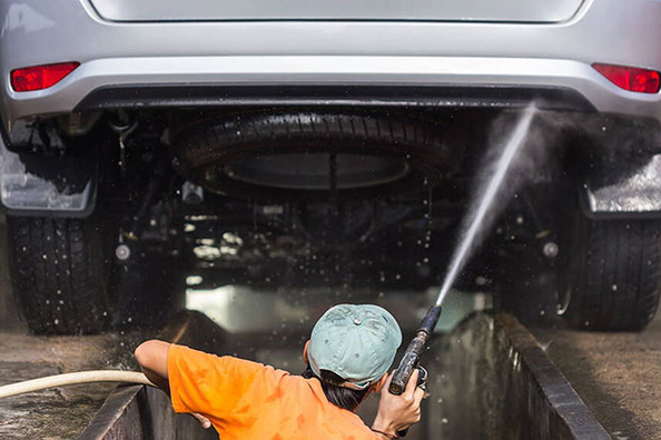 Con quale frequenza si dovrebbe lavare il sottoscocca di un’auto?