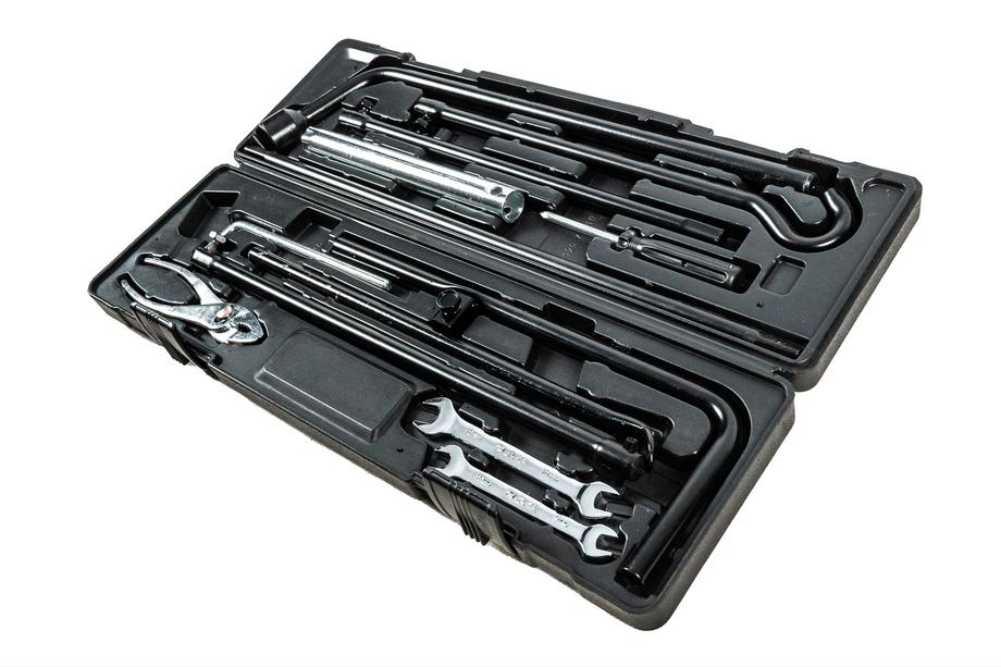 Toyota Land Cruiser 200 2007-2021 Kit di attrezzi per sede originale Foto 2