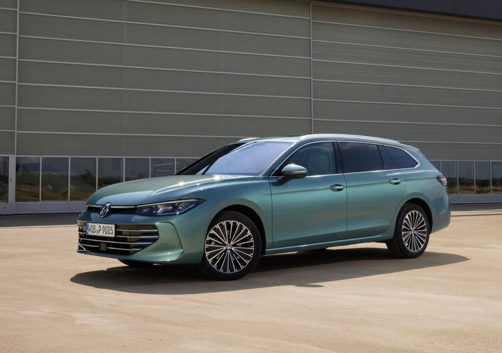 Recensione della Volkswagen Passat Variant IX generazione: versatilità e tecnologia