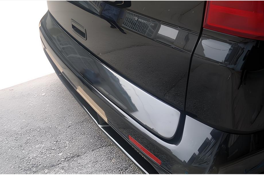 Volkswagen T5 2010-2015 Copertura bagagliaio in plastica (verniciabile) Image