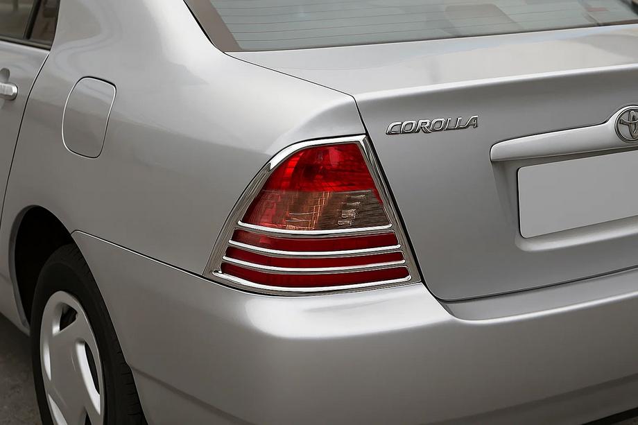 Toyota Corolla 2002-2007 Coperture Cromate Fanali Posteriori (2002-2004, 2 pz, plastica) Image