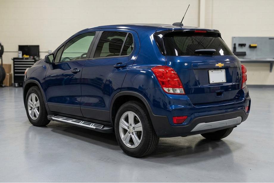 Chevrolet Trax 2012-2023 Pedane Laterali Sunrise (2 pz, Alluminio) Image