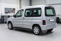 Citroen Berlingo 1996-2008 Pedane Laterali Bosphorus Black (2 pz, Alluminio) foto 1