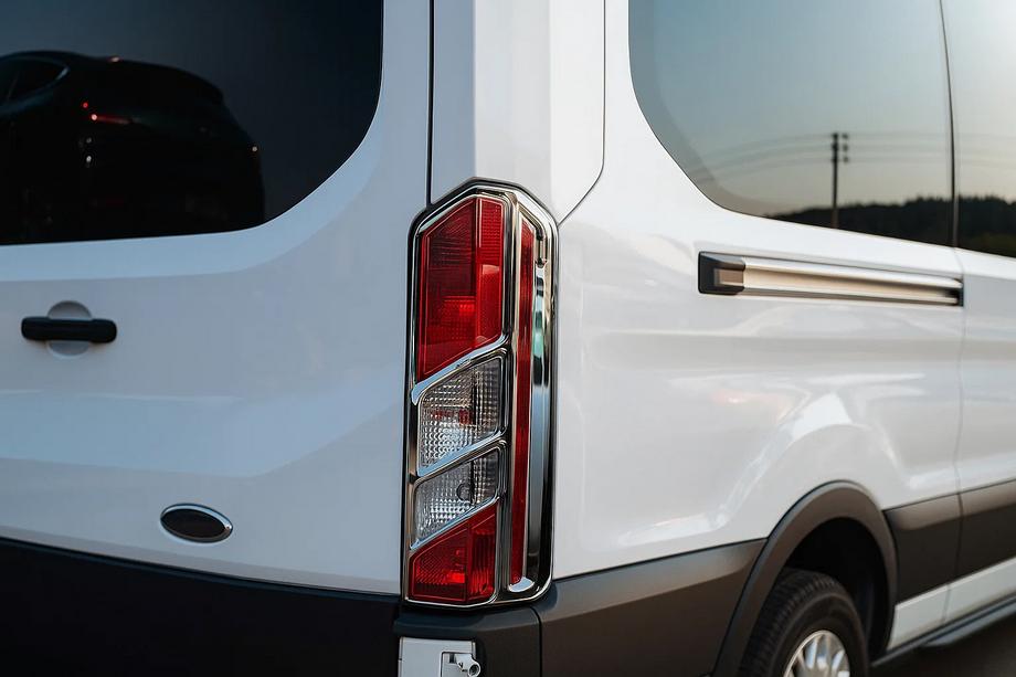 Ford Transit 2014- Coperture Cromate Fanali Posteriori (2 pz, plastica) Image