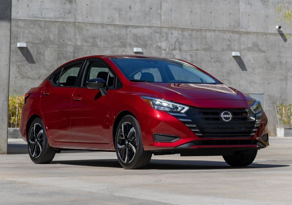Nissan Versa: berlina economica aggiornata