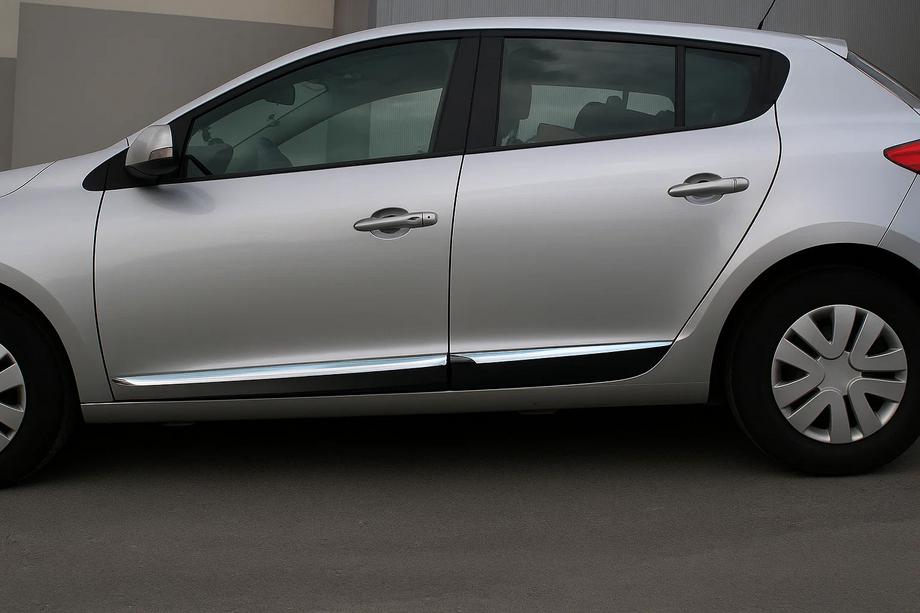 Renault Megane III 2009-2016 Modanature porta acciaio inox (HB, 4 pz) Image