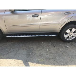 Pedane Laterali OEM (2 pz, Alluminio) Mercedes ML W164 2005-2011 foto 3
