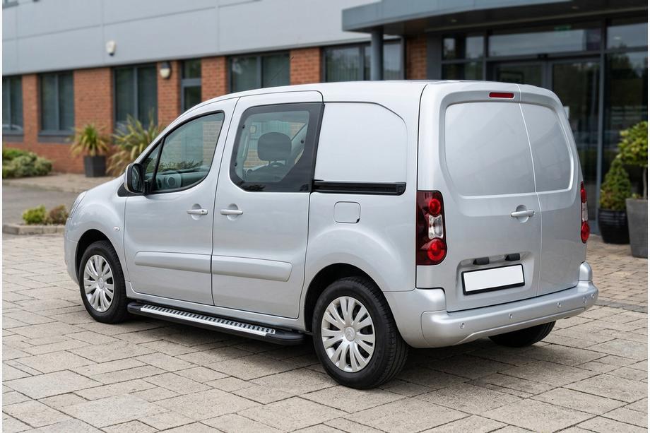 Citroen Berlingo 2008-2018 Pedane Laterali Line (2 pz, Alluminio) Image