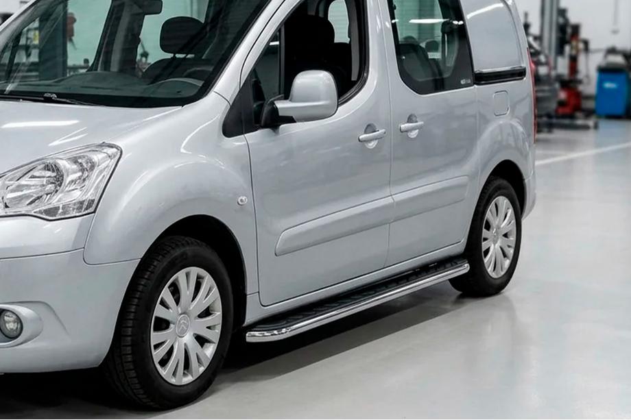Peugeot Partner Tepee 2008-2018 Pedane Laterali Maydos V1 (2 pz, Alluminio e Acciaio Inox) Image