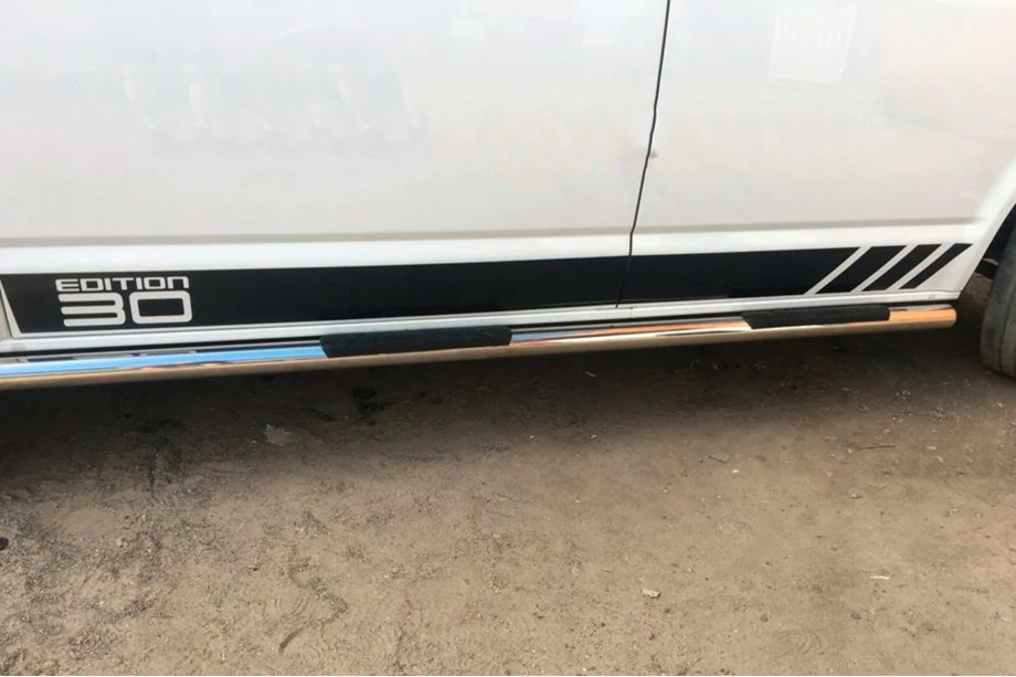 Volkswagen T5 Transporter 2003-2010 Barre Laterali (2 pz, Acciaio Inox) 70mm, Passo Lungo Foto 12