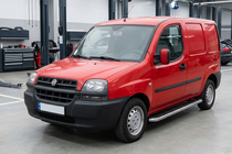 Fiat Doblo I 2001-2005 Pedane Laterali Maydos V1 (2 pz, Alluminio e Acciaio Inox) foto 1