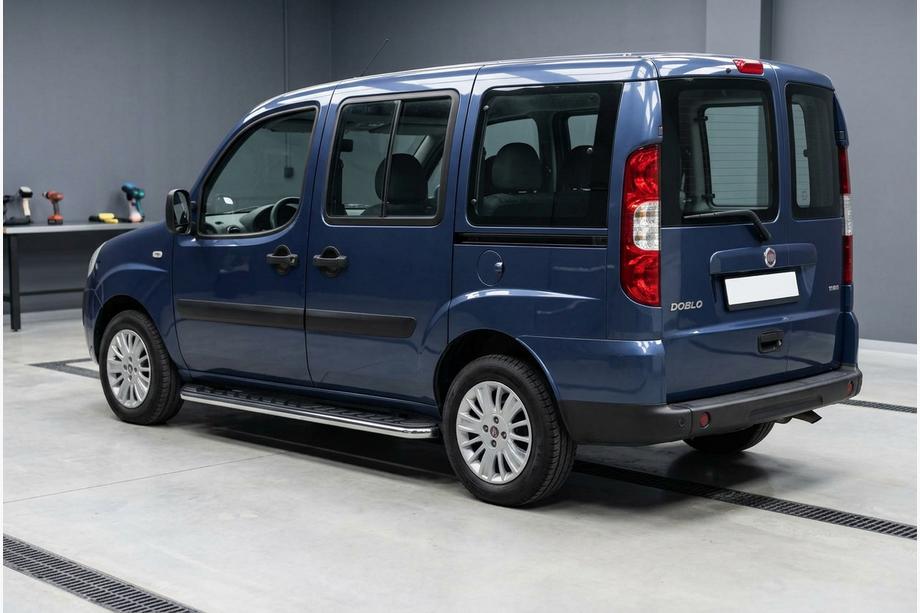 Fiat Doblo I 2005-2010 Pedane Laterali Maydos V1 (2 pz, Alluminio e Acciaio Inox) Image