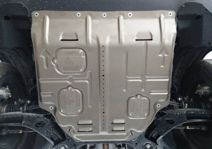 Devo installare una protezione per il motore della mia auto?