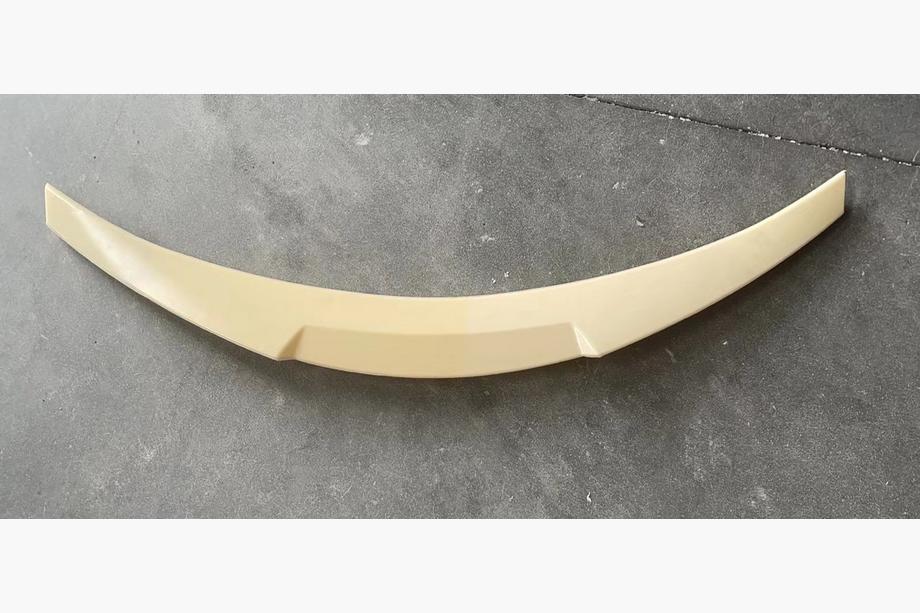 BMW 1 Series E81/E82/E87/E88 2004-2011 Spoiler stile M4 (per E82, primerizzato per verniciatura) Image