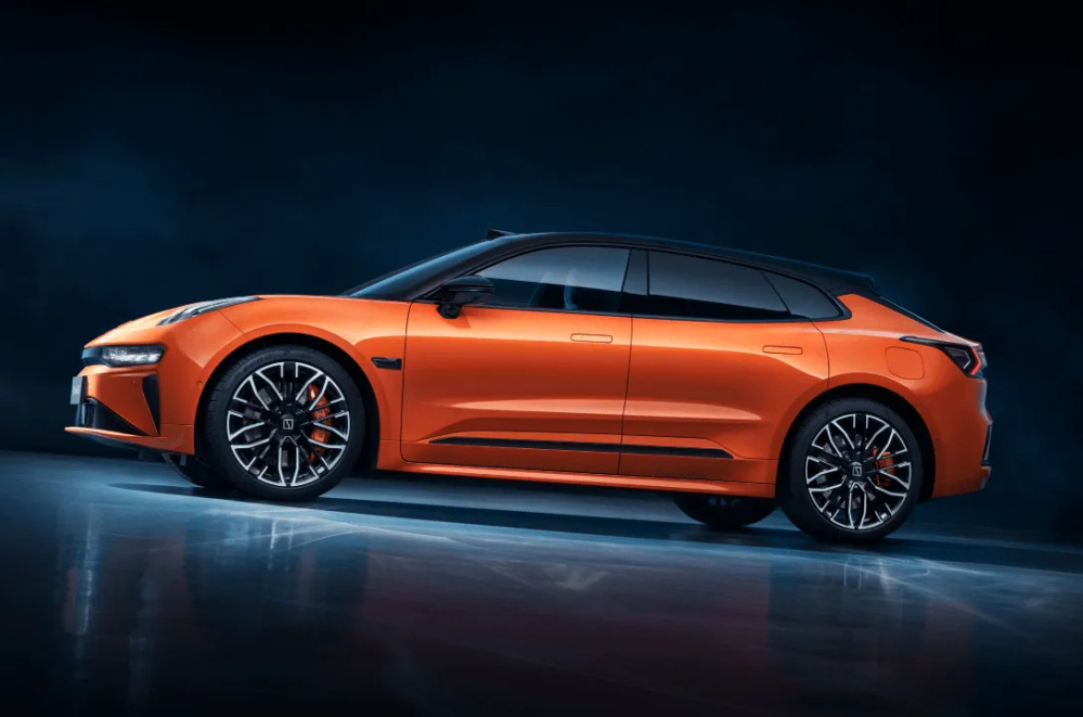 Zeekr 001 2024: Recensione dell’auto elettrica aggiornata