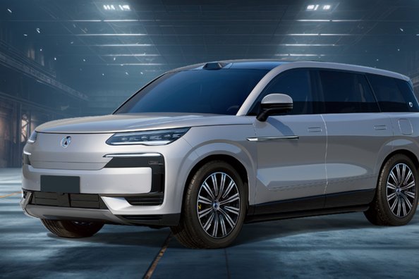 Denza N9 EV 2025: recensione del SUV elettrico Foto 3
