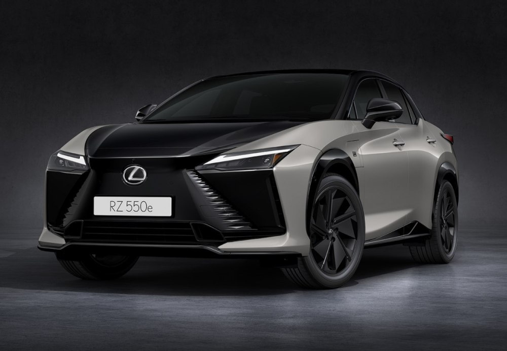 Lexus RZ 550e F Sport 2025: recensione del crossover elettrico sportivo
