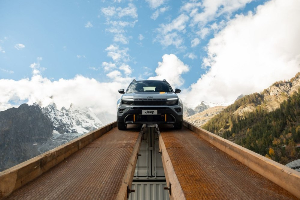 Recensione della Jeep Avenger: specifiche tecniche, equipaggiamento e foto del modello