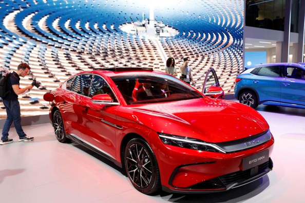 Vale la pena acquistare un’auto elettrica cinese?