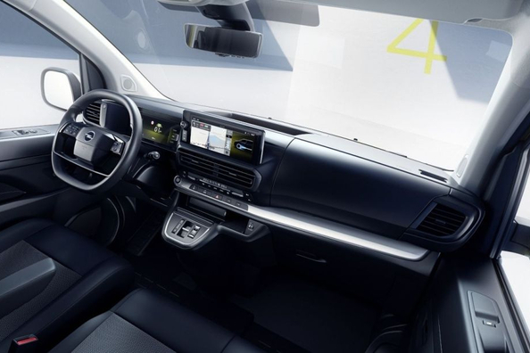 Recensione Opel Vivaro: furgone diesel aggiornato Foto 6