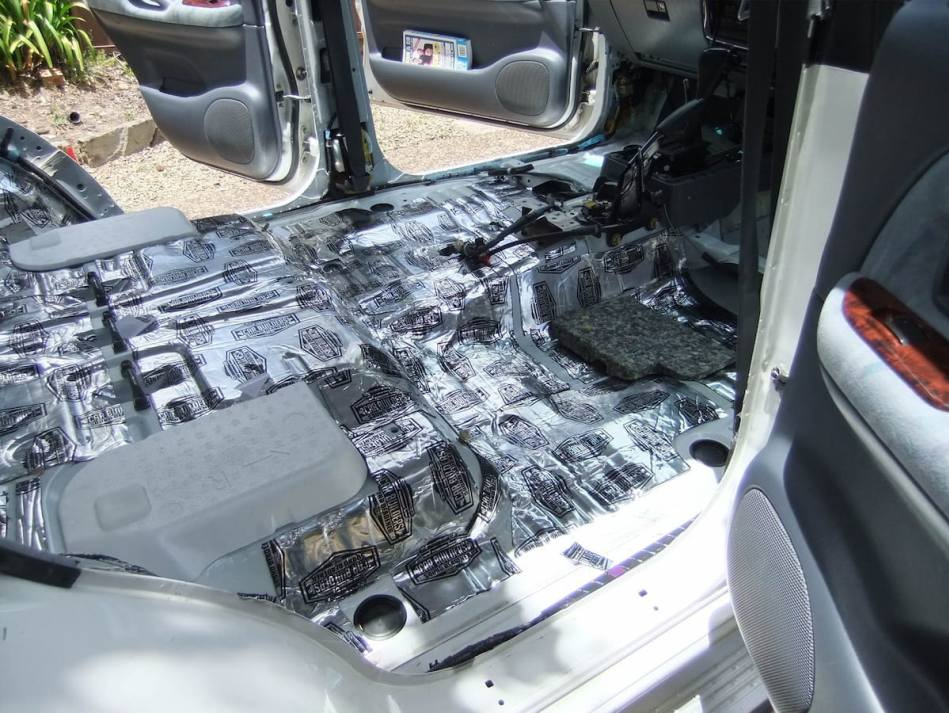 Quanto è più pesante l’auto dopo l’insonorizzazione?