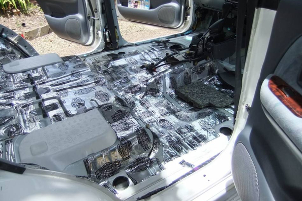 Quanto è più pesante l’auto dopo l’insonorizzazione?