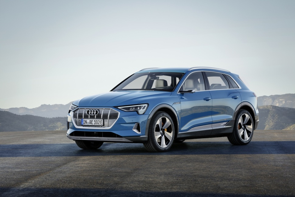 Recensione Audi e-tron 50 quattro: SUV elettrico premium