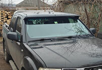 Nissan Navara 2006-2015 Visiera parabrezza (su telaio) foto 1