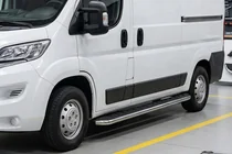 Citroen Jumper 2007-2025 Pedane Laterali Maydos V1 (2 pz, Alluminio e Acciaio Inox) foto 1